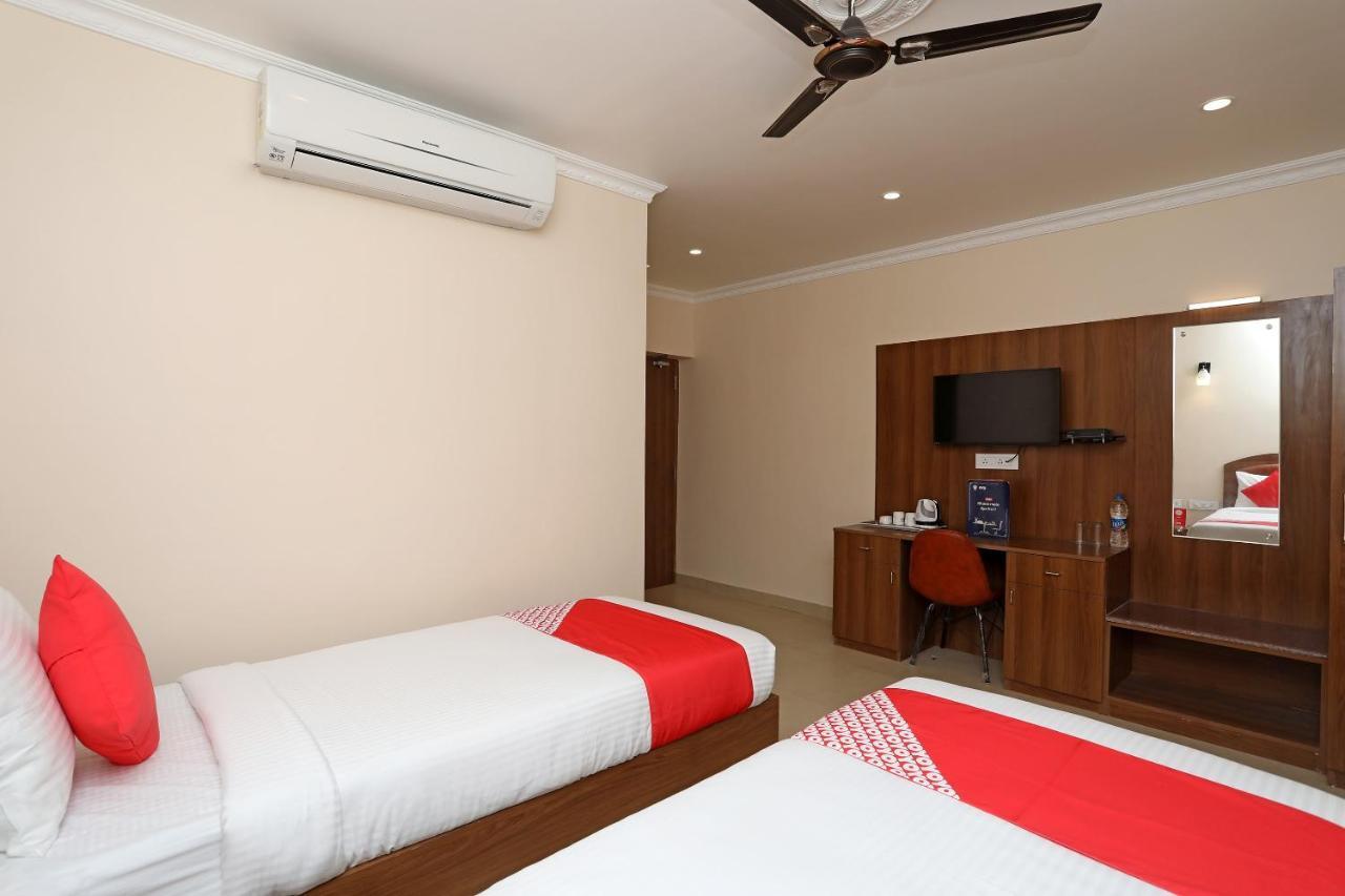 Oyo 13528 Kumud Plaza Otel Bhubaneswar Dış mekan fotoğraf