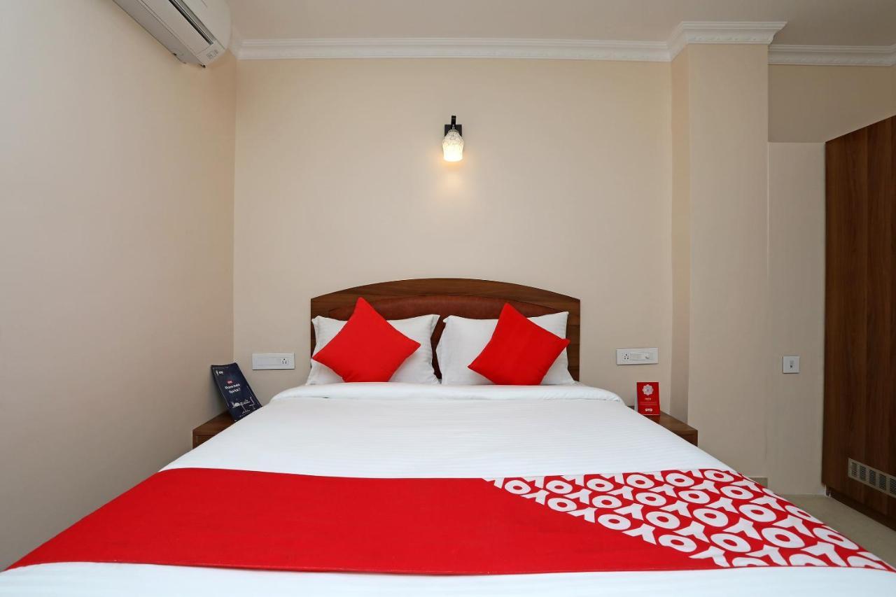 Oyo 13528 Kumud Plaza Otel Bhubaneswar Dış mekan fotoğraf